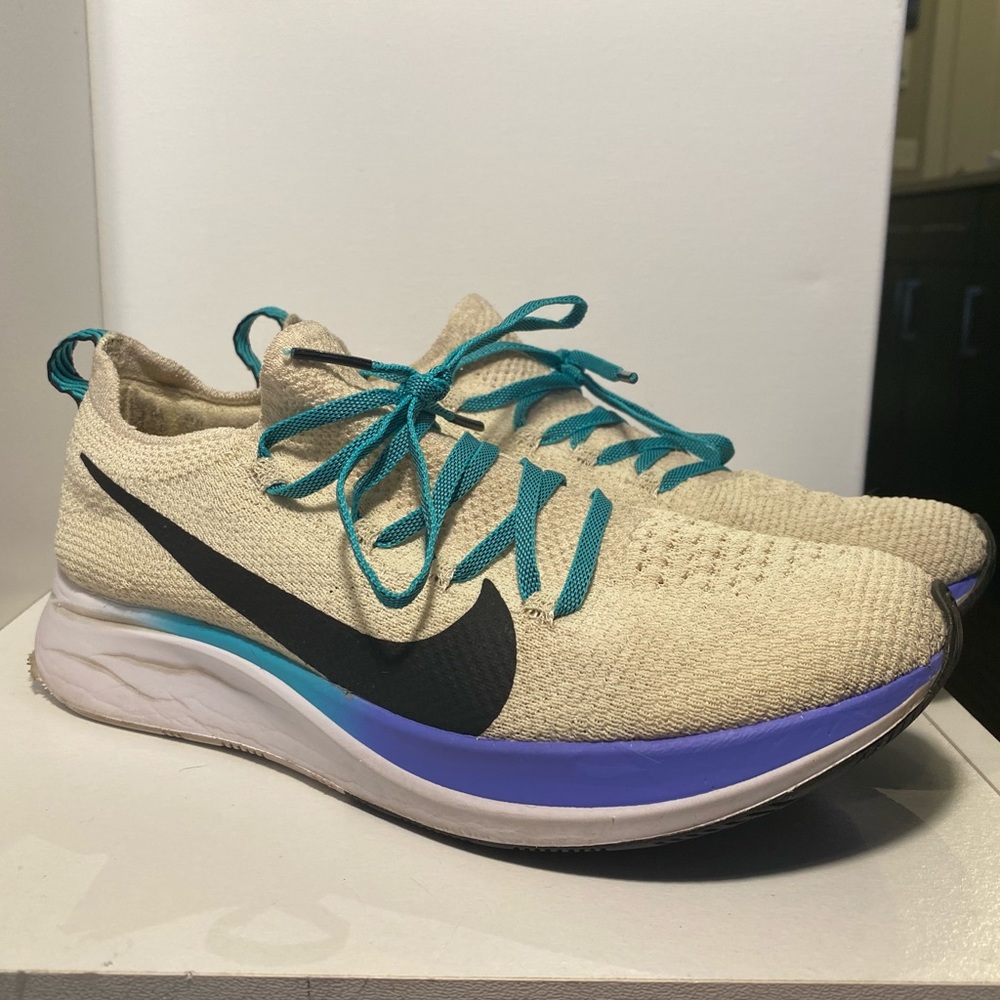 Nike Zoom Flyknit running shoes